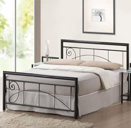 krevet sa posteljinom