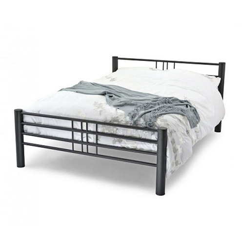 kreveti sa metalnim ramom