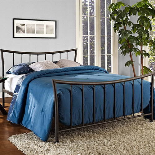 kreveti sa metalnim ramom